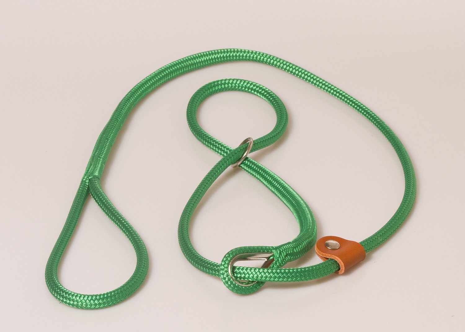 8mm Emerald Green Figure of Eight Lead | Green_Lustreline.jpg